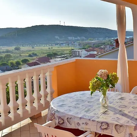 Feniks Apartman *