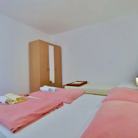 Feniks Apartman Lopar