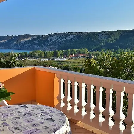 Apartment Feniks *