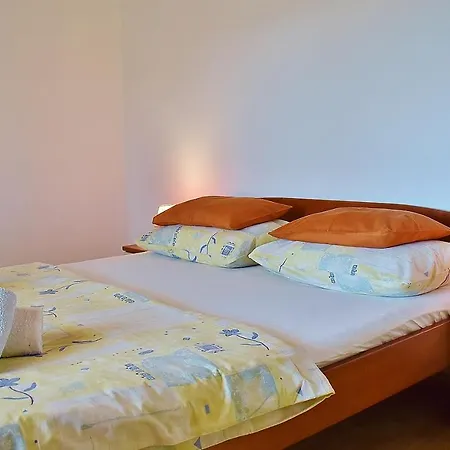 Apartment Feniks