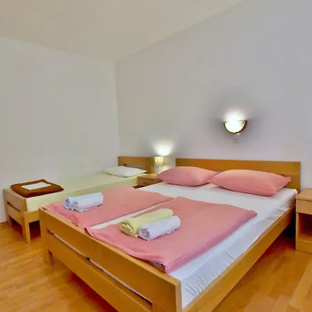 Feniks Apartment