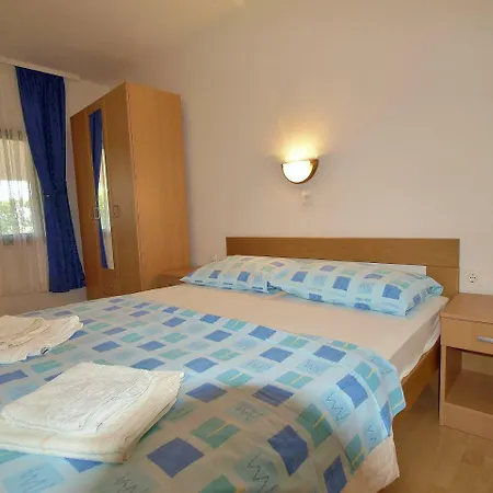 Feniks Apartment *